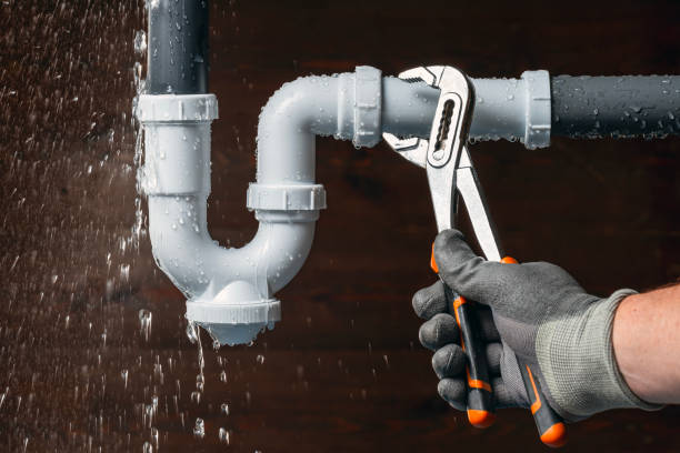 Professional Drain Cleaning technician working in Riverside, CT